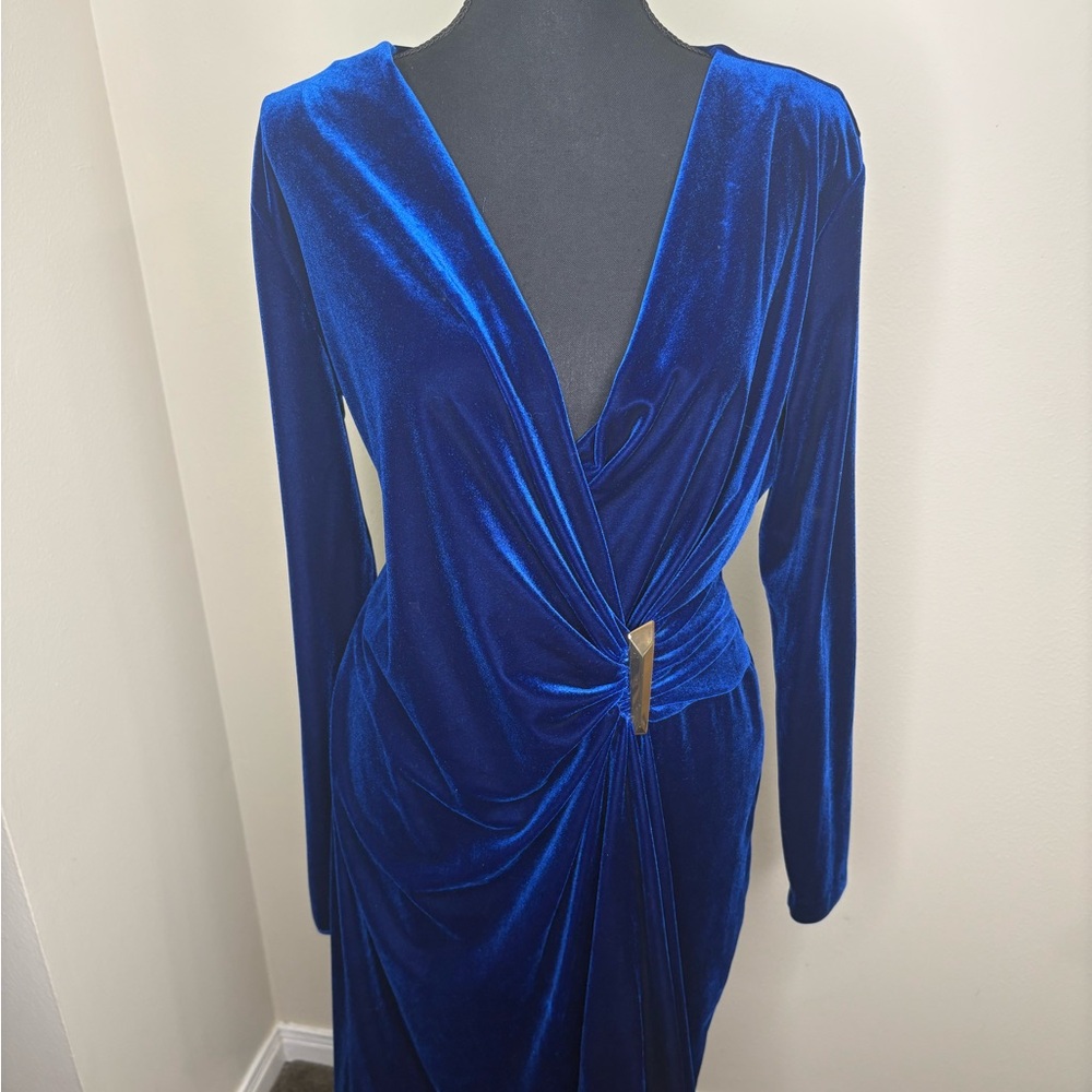 Elegant Blue Velvet Dress